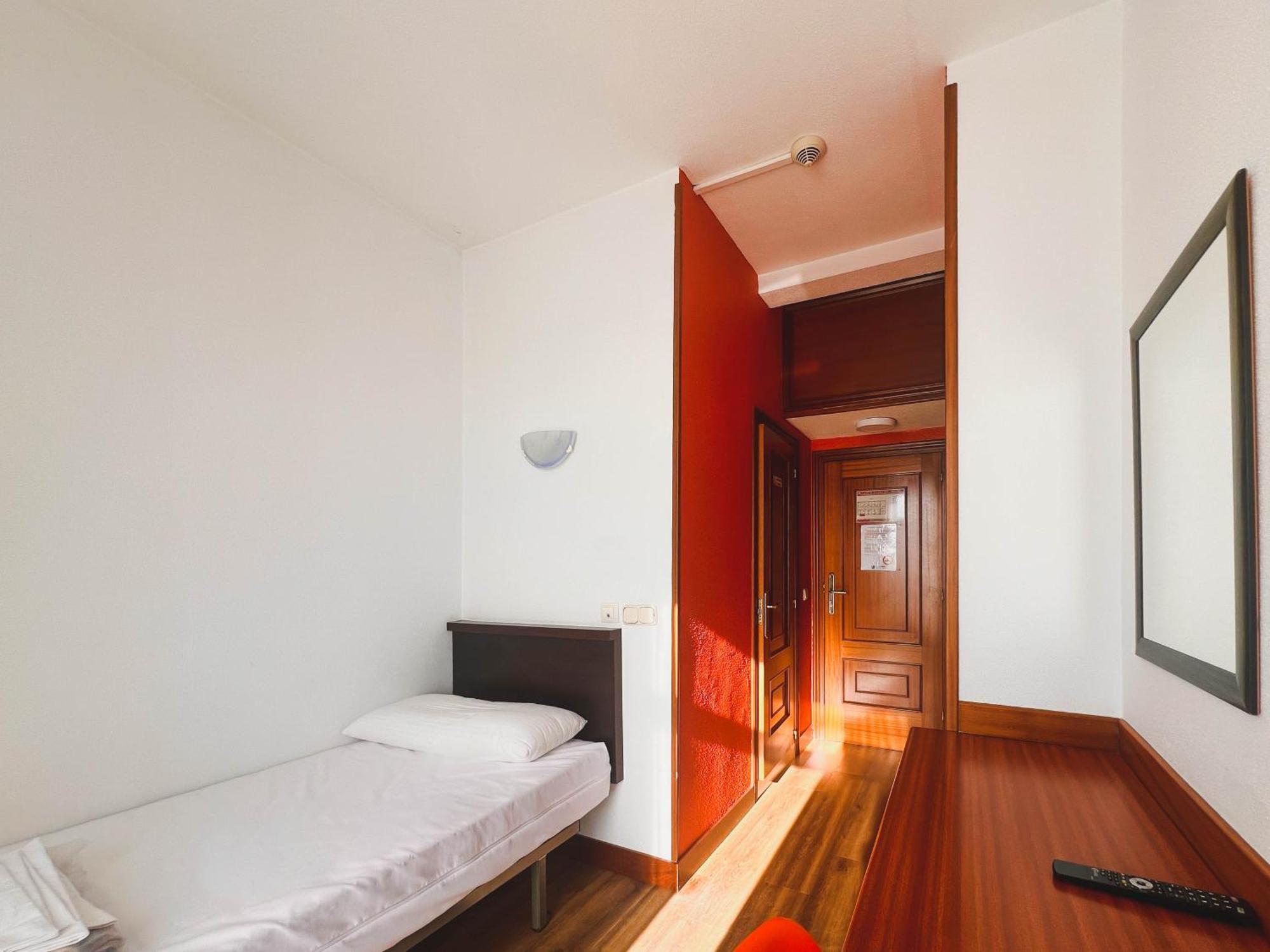 Loop INN Albergue Santiago de Compostela Exterior foto
